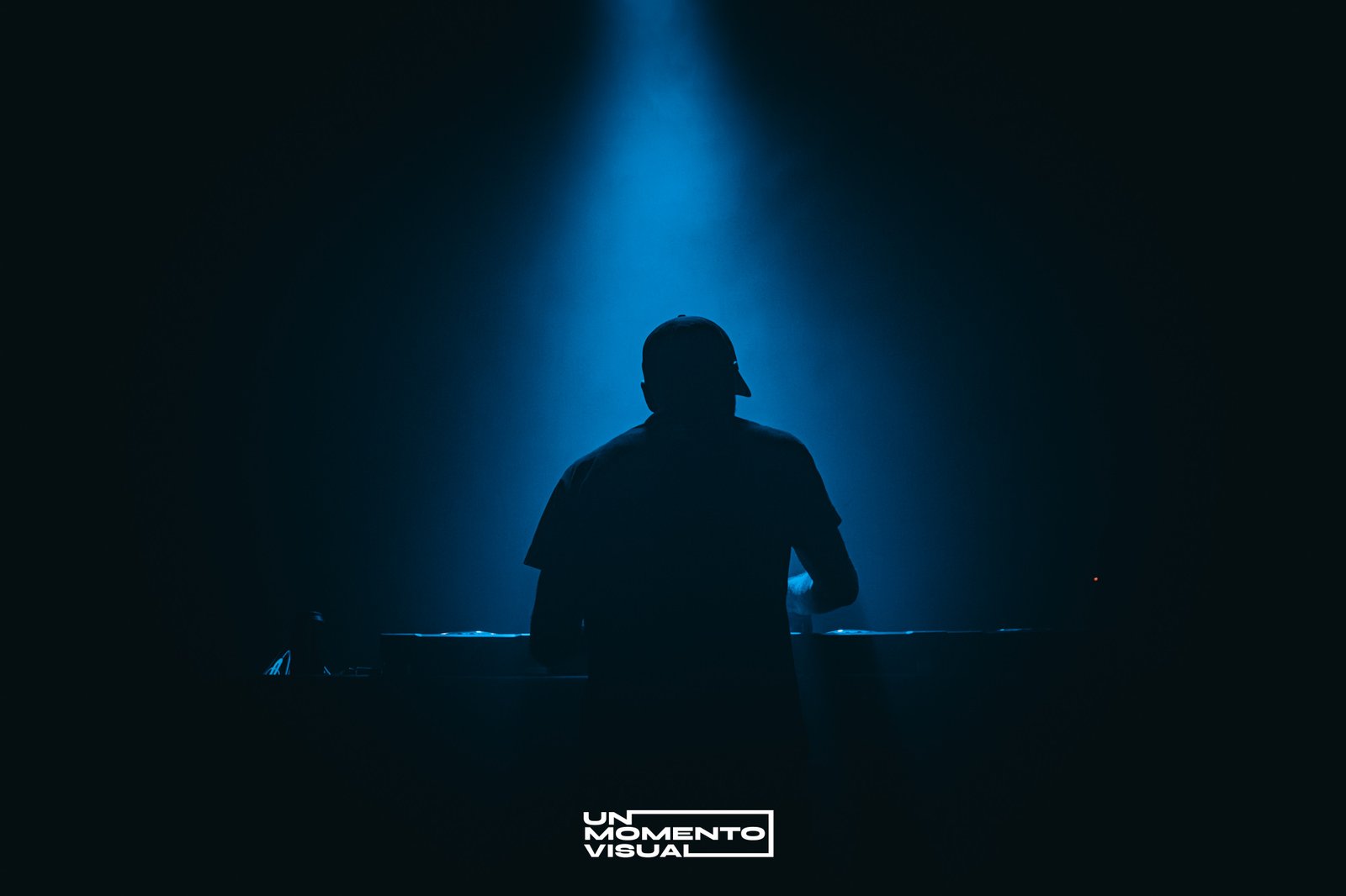 DJs
